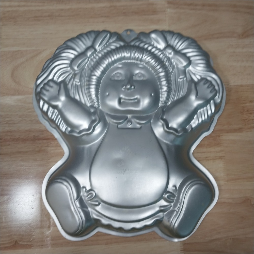 Cabbage Patch Doll‎ Wilton Cake Pan Vintage Aluminum 13 inch Silver